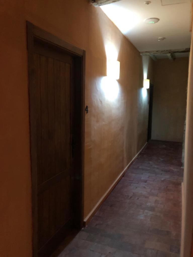 לה ואל דה ביאניה Hostal De Bianya מראה חיצוני תמונה